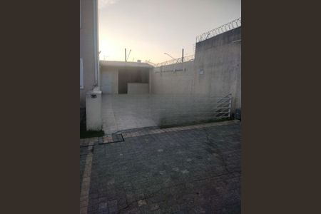 Casa à venda com 104m², 3 quartos e 2 vagas