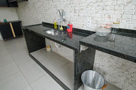 Casa para alugar com 100m², 2 quartos e sem vaga Casa para alugar com 100m², 2 quartos e sem vagaCozinha