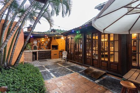 Casa para alugar com 550m², 4 quartos e 4 vagas Casa para alugar com 550m², 4 quartos e 4 vagasJardins