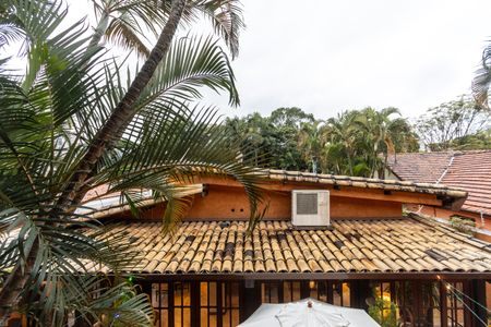 Casa para alugar com 550m², 4 quartos e 4 vagas Casa para alugar com 550m², 4 quartos e 4 vagasEdicula - Vista do Jardim