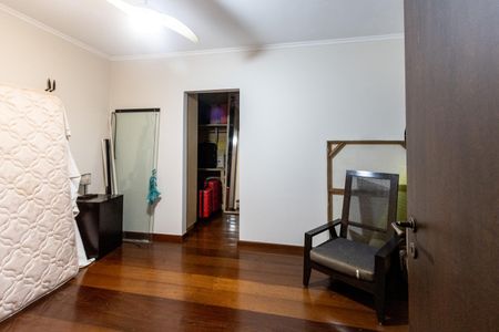 Casa para alugar com 550m², 4 quartos e 4 vagas Casa para alugar com 550m², 4 quartos e 4 vagasEdicula - Quarto 2