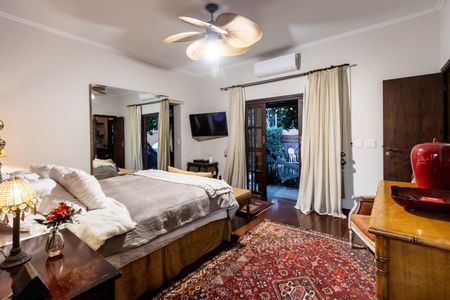 Casa para alugar com 550m², 4 quartos e 4 vagas Casa para alugar com 550m², 4 quartos e 4 vagasQuarto 1 - Suite