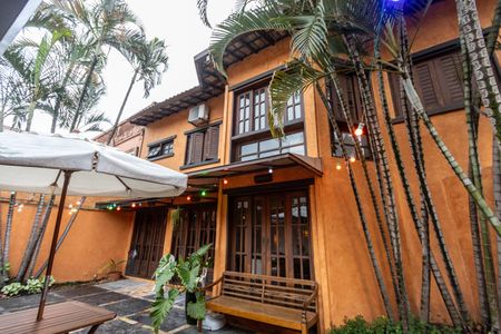 Casa para alugar com 550m², 4 quartos e 4 vagas Casa para alugar com 550m², 4 quartos e 4 vagasJardins