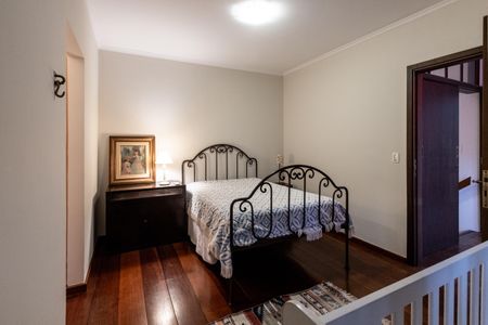 Casa para alugar com 550m², 4 quartos e 4 vagas Casa para alugar com 550m², 4 quartos e 4 vagasEdicula - Quarto 1