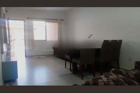 Casa à venda com 100m², 3 quartos e sem vaga