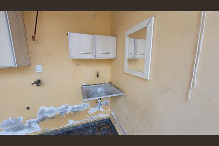 Casa de condomínio para alugar com 65m², 2 quartos e 2 vagasÁrea de Serviço