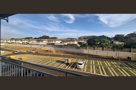 Vista da Sacada de apartamento para alugar com 2 quartos, 47m² em Maubisa, Ribeirão Preto