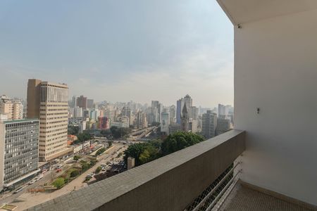 Studio à venda com 43m², 1 quarto e sem vaga Studio à venda com 43m², 1 quarto e sem vagaSacada
