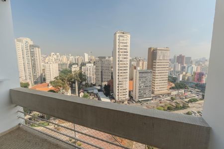 Studio à venda com 43m², 1 quarto e sem vaga Studio à venda com 43m², 1 quarto e sem vagaSacada