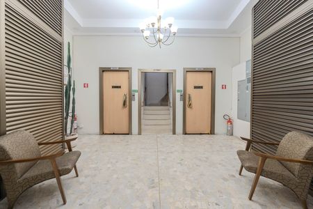 Studio à venda com 43m², 1 quarto e sem vaga Studio à venda com 43m², 1 quarto e sem vagaHall de entrada