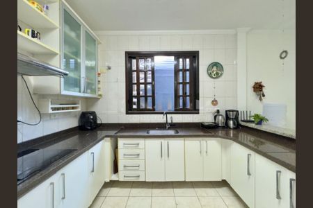 Casa à venda com 150m², 3 quartos e 2 vagas