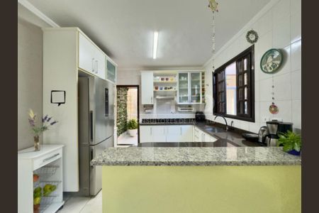 Casa à venda com 150m², 3 quartos e 2 vagas