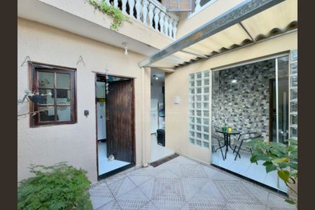 Casa à venda com 150m², 3 quartos e 2 vagas