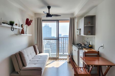 Kitnet/Studio para alugar com 1 quarto, 33m² em Centro, Rio de Janeiro