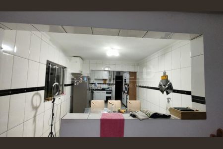 Casa à venda com 2 quartos, 140m² em Jardim Sabara, São Paulo
