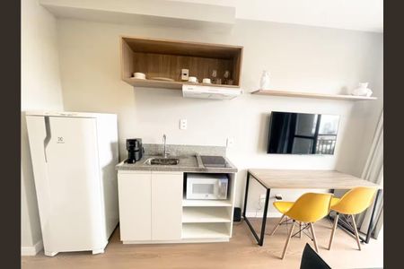 Apartamento à venda com 27m², 1 quarto e sem vaga Apartamento à venda com 27m², 1 quarto e sem vagaCozinha