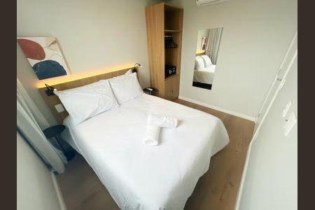 Apartamento à venda com 27m², 1 quarto e sem vaga Apartamento à venda com 27m², 1 quarto e sem vagaQuarto
