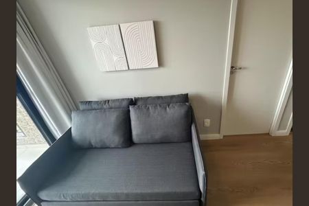 Apartamento à venda com 27m², 1 quarto e sem vaga Apartamento à venda com 27m², 1 quarto e sem vagaSala