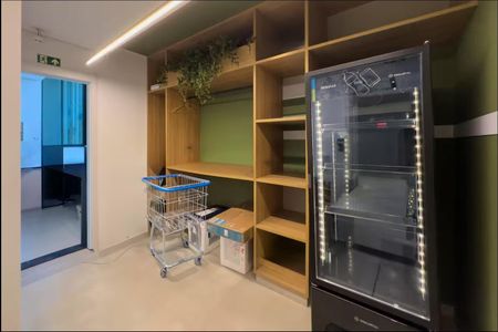 Apartamento à venda com 27m², 1 quarto e sem vaga Apartamento à venda com 27m², 1 quarto e sem vagaMinimercado