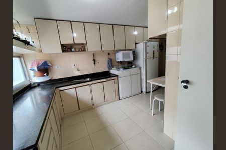 Apartamento à venda com 135m², 3 quartos e 1 vaga