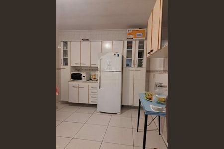 Casa à venda com 85m², 2 quartos e 3 vagas