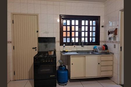 Casa à venda com 85m², 2 quartos e 3 vagas