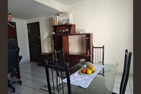 Casa à venda com 85m², 2 quartos e 3 vagas