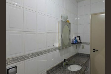 Casa à venda com 85m², 2 quartos e 3 vagas
