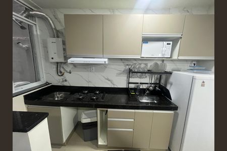 Cozinha de apartamento para alugar com 2 quartos, 40m² em Centro, Rio de Janeiro