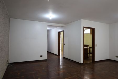Casa à venda com 4 quartos, 418m² em Cidade Dutra, São Paulo