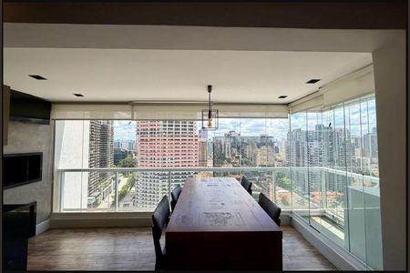 Apartamento à venda com 3 quartos, 116m² em Jardim das Acacias, São Paulo