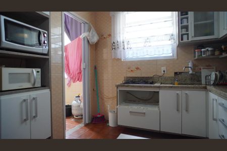 Apartamento à venda com 89m², 3 quartos e sem vagaCozinha e Área de Serviço