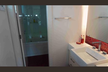 Casa de condomínio para alugar com 950m², 3 quartos e 6 vagas Casa de condomínio para alugar com 950m², 3 quartos e 6 vagasBanheiro - Suite4
