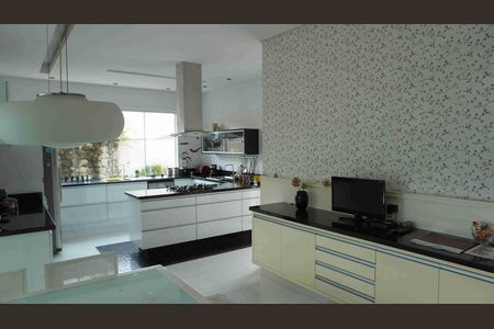 Casa de condomínio para alugar com 950m², 3 quartos e 6 vagas Casa de condomínio para alugar com 950m², 3 quartos e 6 vagasCozinha