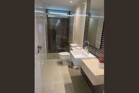 Casa de condomínio para alugar com 950m², 3 quartos e 6 vagas Casa de condomínio para alugar com 950m², 3 quartos e 6 vagasBanhero - Espaço Sauna + Salão de festas