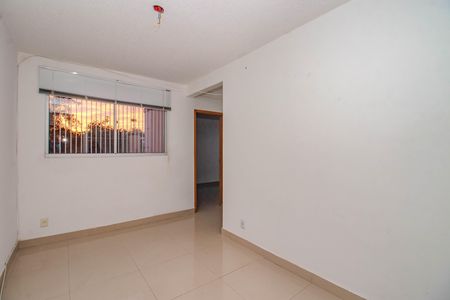 Sala de apartamento para alugar com 2 quartos, 50m² em Jardim Dona Leopoldina, Porto Alegre