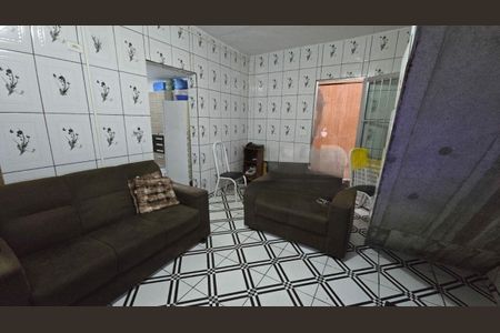 Casa à venda com 44m², 3 quartos e 3 vagas
