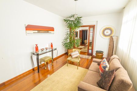 Apartamento à venda com 168m², 4 quartos e 2 vagas Apartamento à venda com 168m², 4 quartos e 2 vagasSala 2