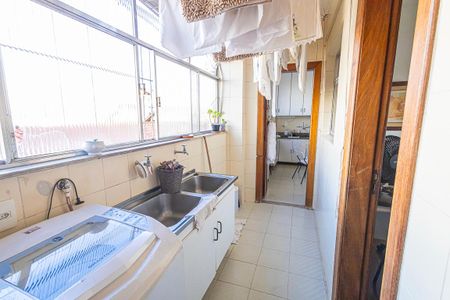 Apartamento à venda com 168m², 4 quartos e 2 vagas Apartamento à venda com 168m², 4 quartos e 2 vagasArea de serviço