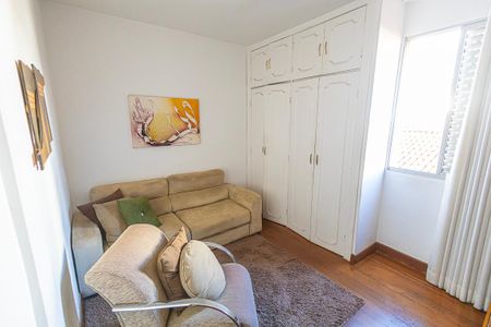 Apartamento à venda com 168m², 4 quartos e 2 vagas Apartamento à venda com 168m², 4 quartos e 2 vagasQuarto 4