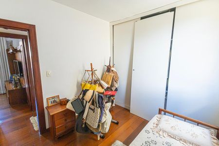 Apartamento à venda com 168m², 4 quartos e 2 vagas Apartamento à venda com 168m², 4 quartos e 2 vagasQuarto 3