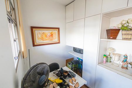 Apartamento à venda com 168m², 4 quartos e 2 vagas Apartamento à venda com 168m², 4 quartos e 2 vagasDCE