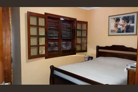 Casa à venda com 2 quartos, 75m² em Vila Campo Grande, São Paulo
