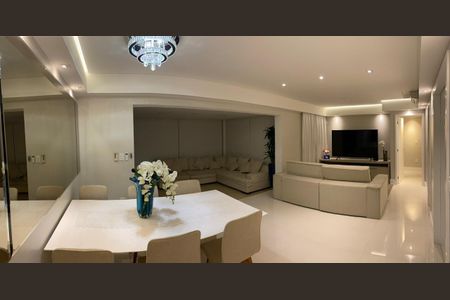 Apartamento à venda com 200m², 3 quartos e 3 vagas Apartamento à venda com 200m², 3 quartos e 3 vagasFoto 01