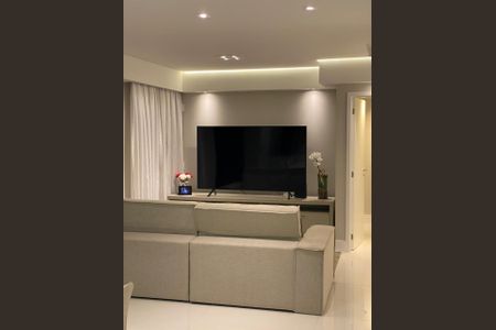 Apartamento à venda com 200m², 3 quartos e 3 vagas Apartamento à venda com 200m², 3 quartos e 3 vagasFoto 03
