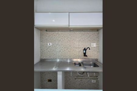 Studio à venda com 32m², 1 quarto e sem vaga Studio à venda com 32m², 1 quarto e sem vagaFoto 02