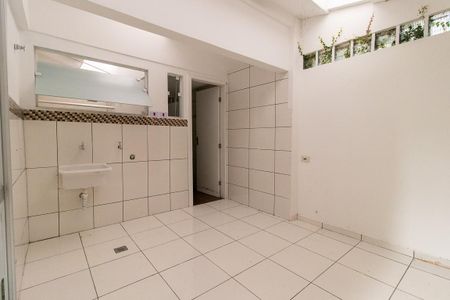 Casa à venda com 290m², 4 quartos e 4 vagas Casa à venda com 290m², 4 quartos e 4 vagasÁrea de Serviço