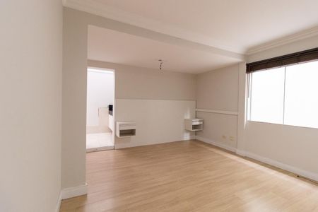 Casa à venda com 290m², 4 quartos e 4 vagas Casa à venda com 290m², 4 quartos e 4 vagasQuarto 3 - Suíte