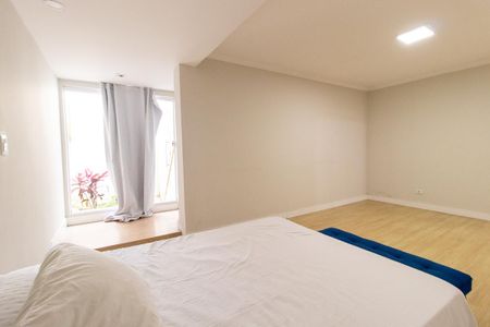 Casa à venda com 290m², 4 quartos e 4 vagas Casa à venda com 290m², 4 quartos e 4 vagasQuarto 4 - Suíte