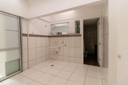 Casa à venda com 290m², 4 quartos e 4 vagas Casa à venda com 290m², 4 quartos e 4 vagasÁrea de Serviço